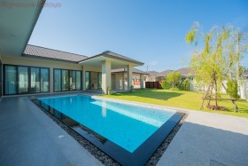 Garden Ville 11 House In East Pattaya