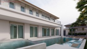 4 Beds House For Sale In Pratumnak-Majestic Residence