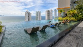 Studio Condo For Sale In Wongamat - The Riviera Wongamat