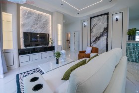 3 Beds House For Sale In East Pattaya - Not In A Village