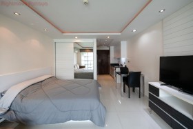 Studio Condo For Rent In Pratumnak - Hyde Park 2