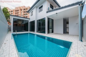 4 Beds House For Sale In Jomtien-Baan Suan Lalana