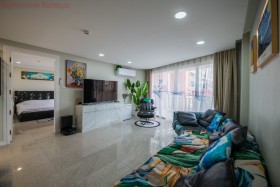 3 Beds Condo For Rent In Thappraya-Royal Hill