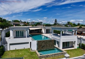 4 Beds House For Sale In East Pattaya - Siam Royal View