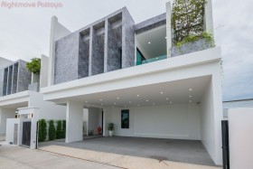 4 Beds House For Sale In Huay Yai - Thamber