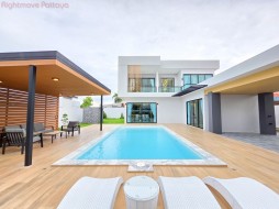 5 Beds House For Sale In Jomtien - Eakmongkol Thepprasit Rd