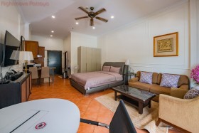 Studio Condo For Rent In Pratumnak - View Talay 3 A