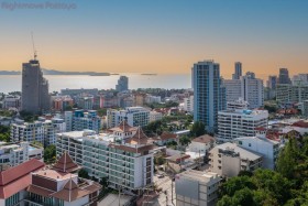 3 Bed Condo For Sale In Pratumnak - The Axis