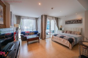 Studio Condo For Rent In Central Pattaya-Centara Avenue Residence And Suites