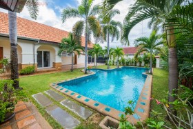 4 Beds House For Rent In East Pattaya-Nirvana Pool Villa 1