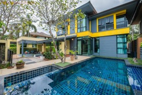 3 Beds House For Sale In East Pattaya-The Village Horseshoe Point