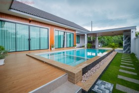 3 Beds House For Sale In Bang Saray - Not In A Village