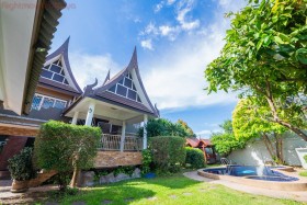 4 Beds House For Sale In Huay Yai-Not In A Village