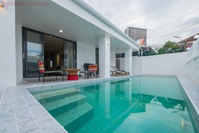 4 Beds House For Sale In Naklua - Not In A Village