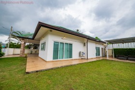 3 Beds House For Rent In East Pattaya - SP Village 5