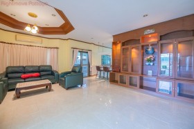 3 Beds House For Rent In Naklua - Baan Chalita 1