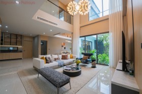 4 Beds House For Sale In South Pattaya - Luxury Vista Villa
