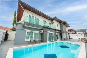 4 Beds House For Sale In East Pattaya - Lakeside Court 3