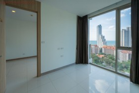 1 Bed Condo For Sale In Naklua - The Riviera Wongamat