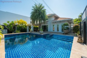 3 Bed House For Sale In Central Pattaya - Pattaya Lagoon