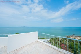 2 Beds Condo For Sale In Wongamat-Siam Penthouse 3