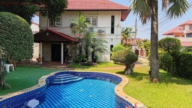 3 Bed House For Sale In East Pattaya - Park Village Pattaya