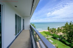 2 Bed Condo For Sale In Na Jomtien - Pine Shore