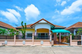 3 Beds House For Rent In East Pattaya - Classic Home 2